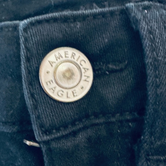 AE Stretch Low-Rise Ex-Boyfriend Denim Short - Picture 7 of 10